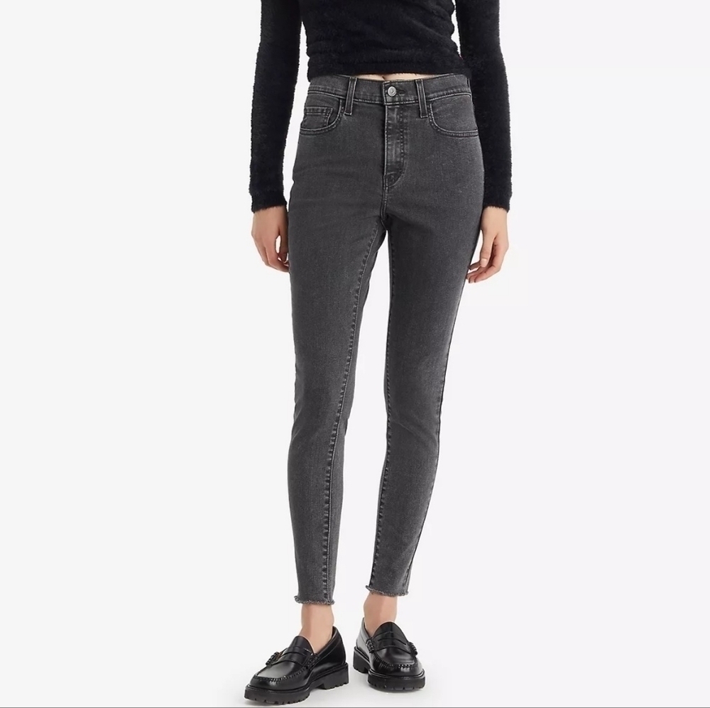 Levi's 720 high rise super skinny jeans
